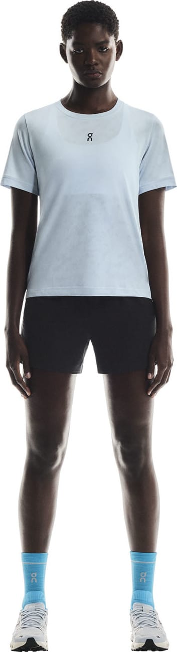 On Women's Trail Shorts Black On
