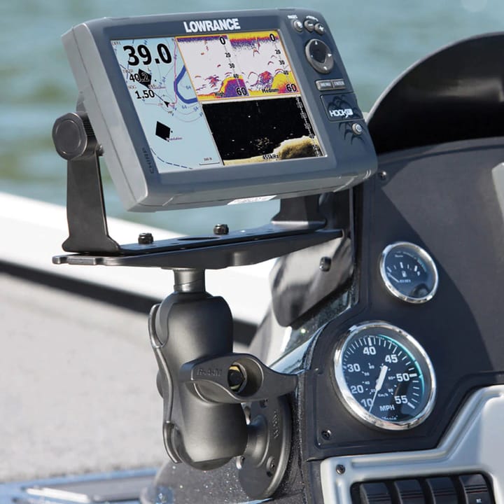 RAM Mounts Ram Mounts Large Marine Electronics Mount D Size Short RAM Mounts