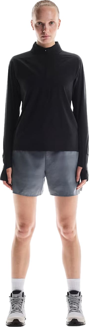 On Women's Trail Shorts Rock On