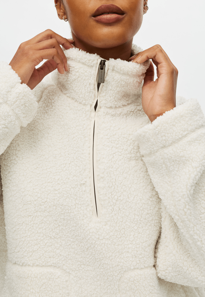 Röhnisch Women's Cloud Pile Anorak Tofu Röhnisch