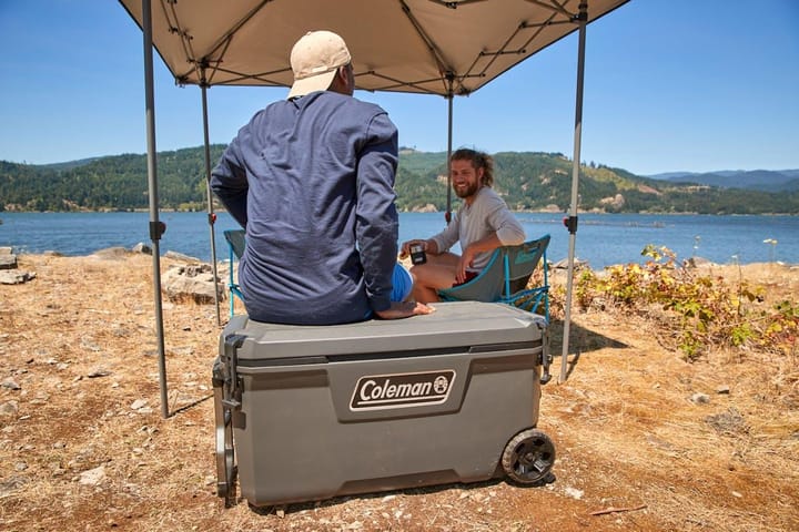 Coleman Convoy 100qt Wheeled Grey Coleman