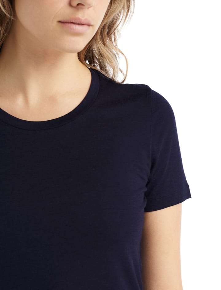 Icebreaker Women's Merino Tech Lite II Short Sleeve T-Shirt Midnight Navy Icebreaker Icebreaker Women's Merino Tech Lite II Short Sleeve T-Shirt Midnight Navy Icebreaker