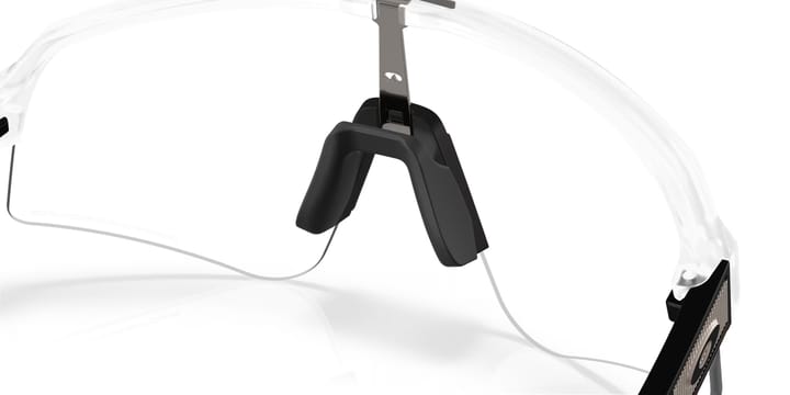 Oakley Sutro Lite Sweep Matte Clear /photochromic Oakley