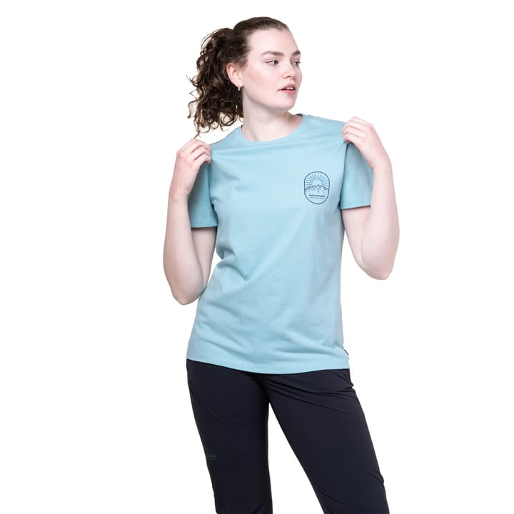 Mountain Equipment Alpenglow Wmns Tee Stellar Blue Mountain Equipment Mountain Equipment Alpenglow Wmns Tee Stellar Blue Mountain Equipment