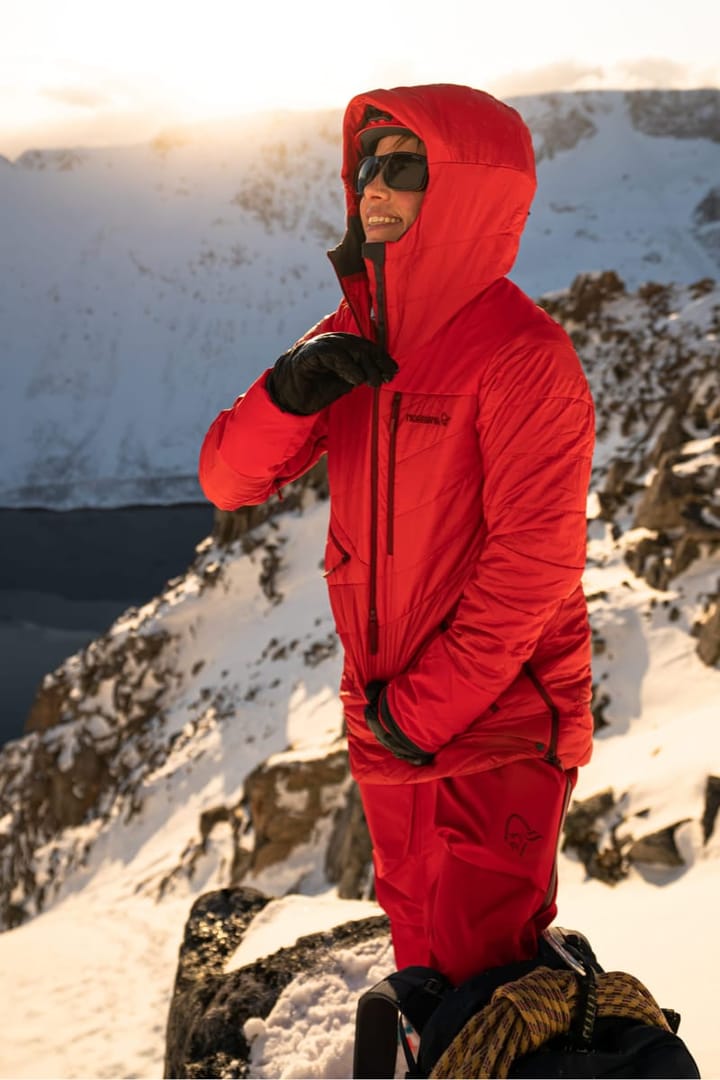Norrøna Lofoten Primaloft80 Anorak W's Caviar Norrøna Norrøna Lofoten Primaloft80 Anorak W's Caviar Norrøna
