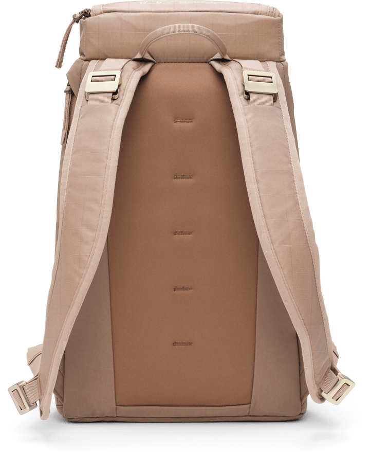 Db Hugger Backpack 20 L  Affogato Brown Db