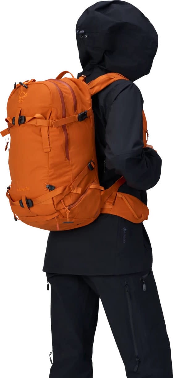 Norrøna Women's Lofoten 28l Pack  Gold Flame Norrøna