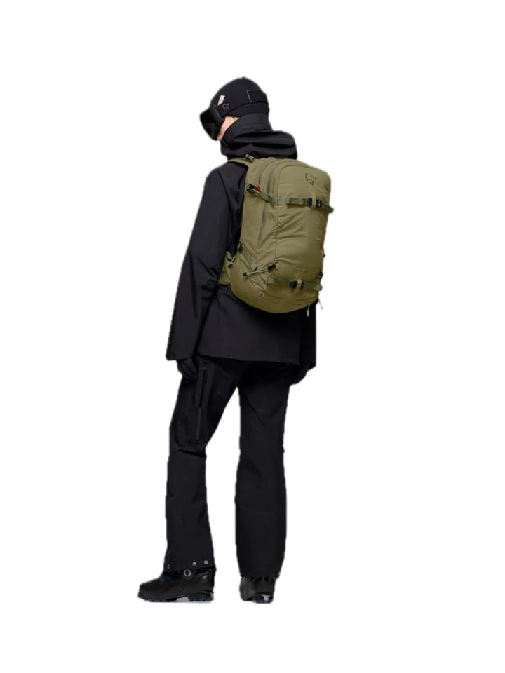 Norrøna Women's Lofoten 28l Pack  Deep Lichen Green Norrøna