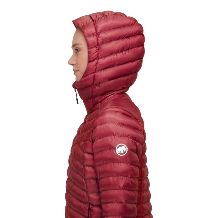 Mammut Albula In Hooded Jacket Women Blood Red Mammut Mammut Albula In Hooded Jacket Women Blood Red Mammut