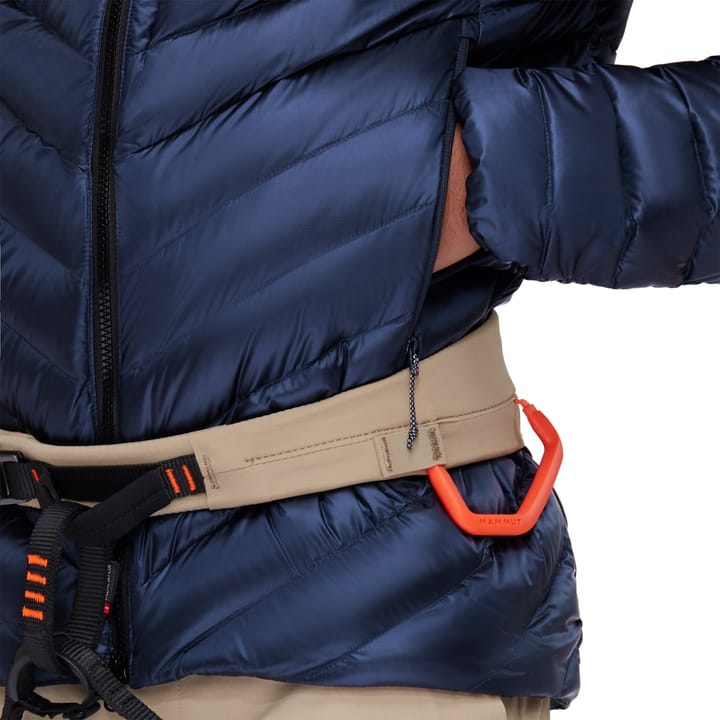 Mammut Broad Peak In Hooded Jacket Men Marine-black Mammut Mammut Broad Peak In Hooded Jacket Men Marine-black Mammut
