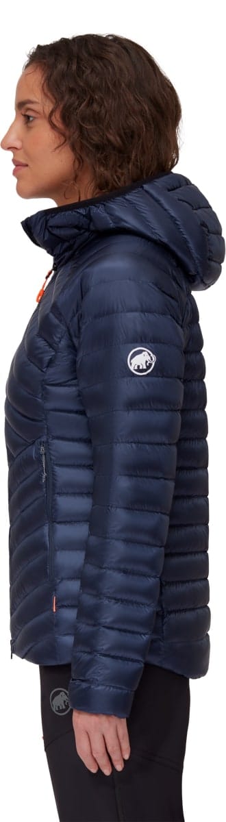 Mammut Broad Peak In Hooded Jacket Women Marine-black Mammut