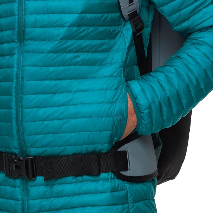 Mammut Broad Peak Light In Hooded Jacket Men Deep Teal Mammut Mammut Broad Peak Light In Hooded Jacket Men Deep Teal Mammut