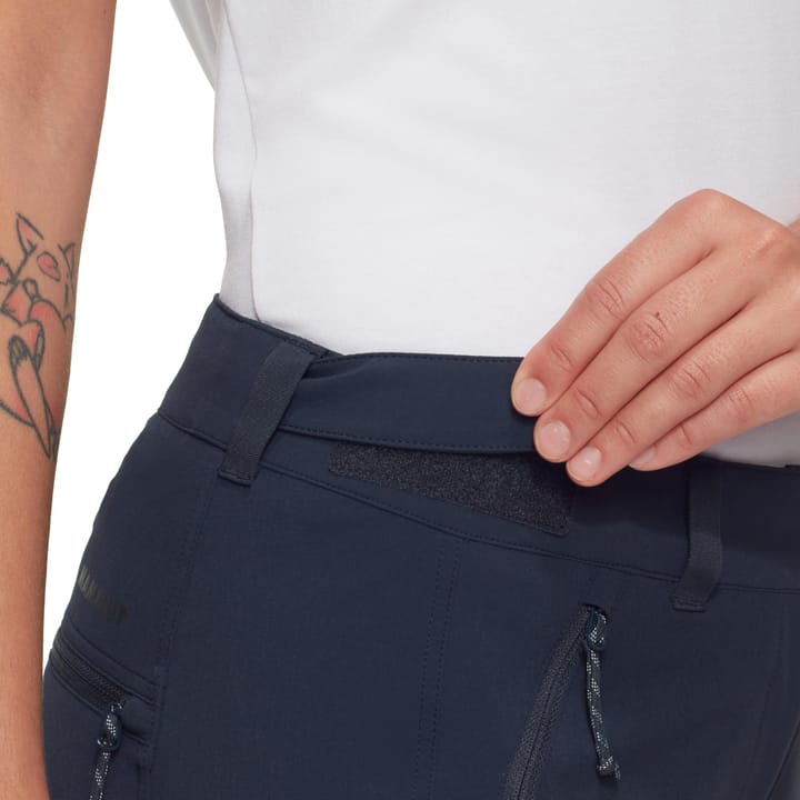 Mammut Women's Runbold IV Shorts  Marine Mammut