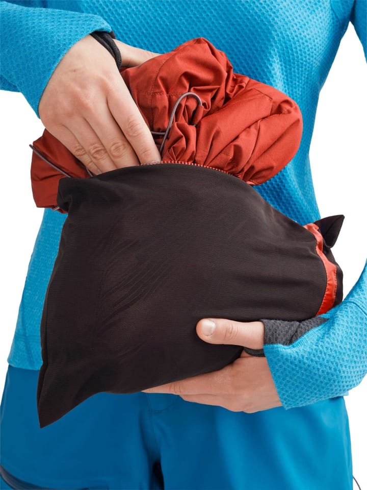 Klättermusen Ydalir Duffelbag 40l Raven Klättermusen Klättermusen Ydalir Duffelbag 40l Raven Klättermusen