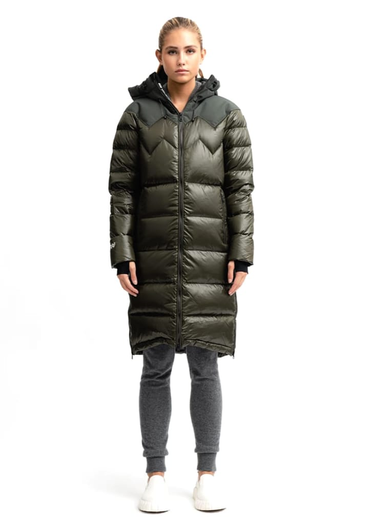 Mountain Works Women's Cocoon Down Coat (2021) Military Mountain Works Mountain Works Women's Cocoon Down Coat (2021) Military Mountain Works