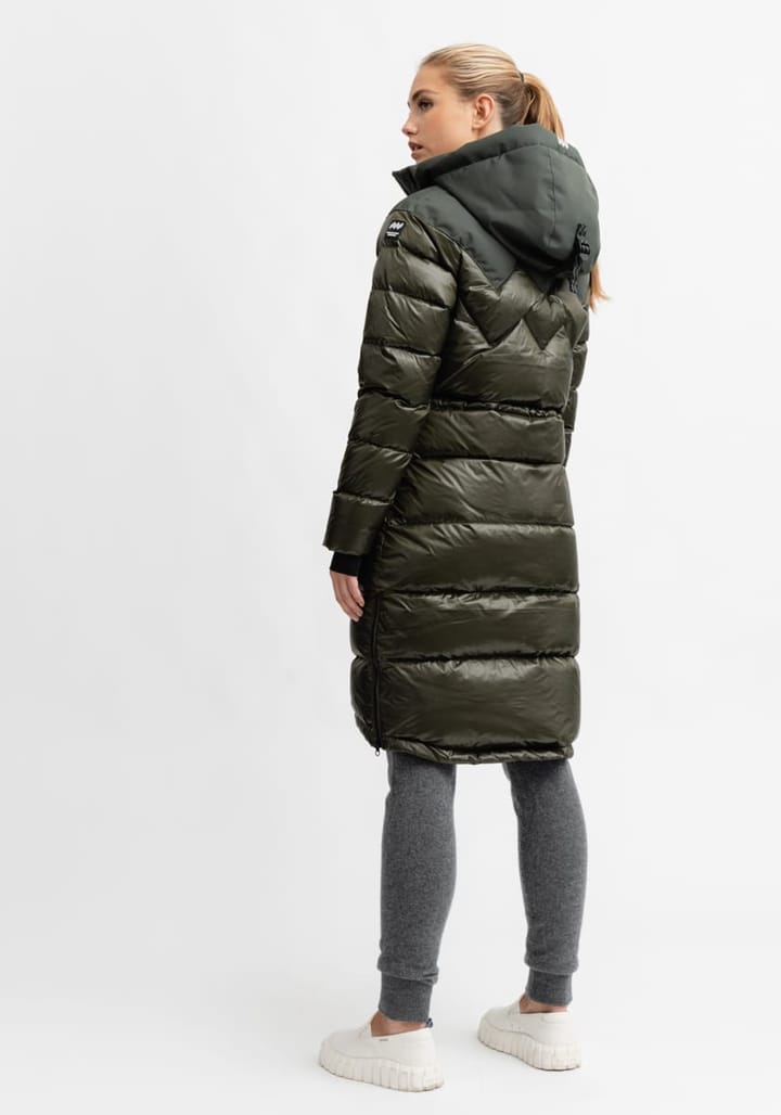Mountain Works Women's Cocoon Down Coat (2021) Military Mountain Works Mountain Works Women's Cocoon Down Coat (2021) Military Mountain Works