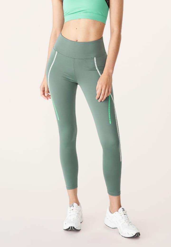 Röhnisch Uplift Stripe Tights Balsam Green Röhnisch