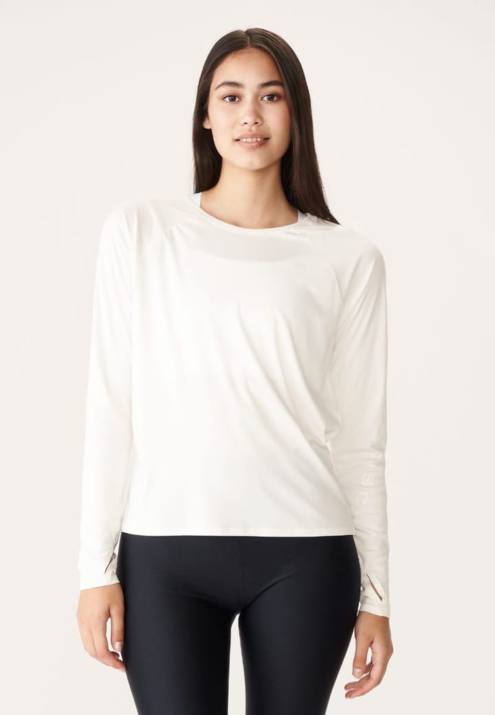 Röhnisch Women's Active Logo Long Sleeve Vanilla Ice Röhnisch Röhnisch Women's Active Logo Long Sleeve Vanilla Ice Röhnisch