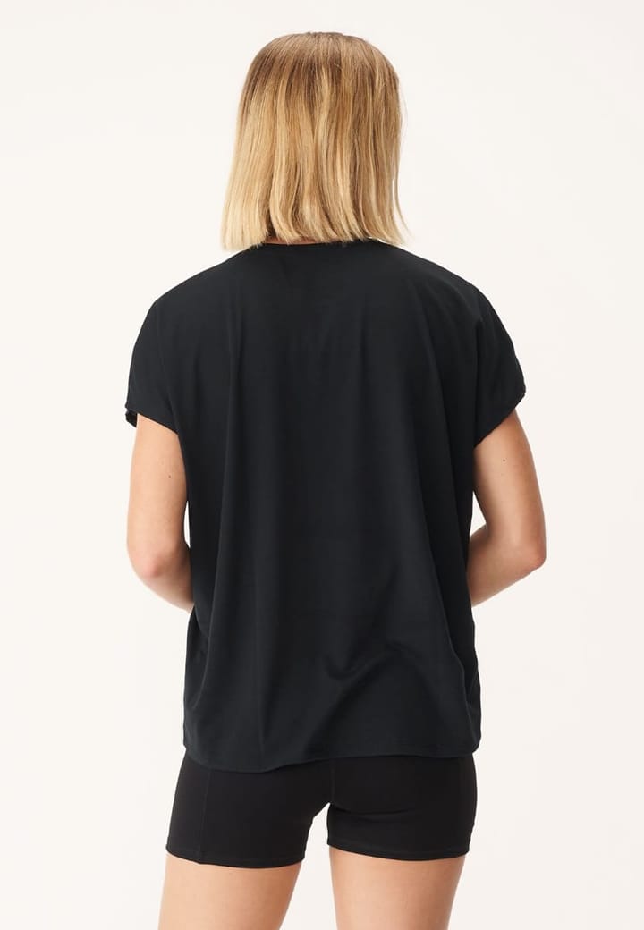 Röhnisch Women's Clara Loose Tee Black Röhnisch Röhnisch Women's Clara Loose Tee Black Röhnisch