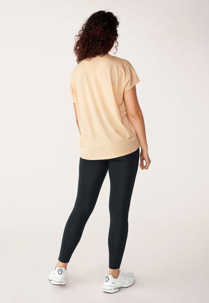 Röhnisch Women's Clara Loose Tee Pebble Röhnisch Röhnisch Women's Clara Loose Tee Pebble Röhnisch