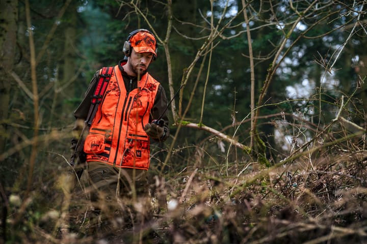 Härkila Men's Wildboar Pro Blaze Camo Vest Axis Msp®ce Orange Härkila