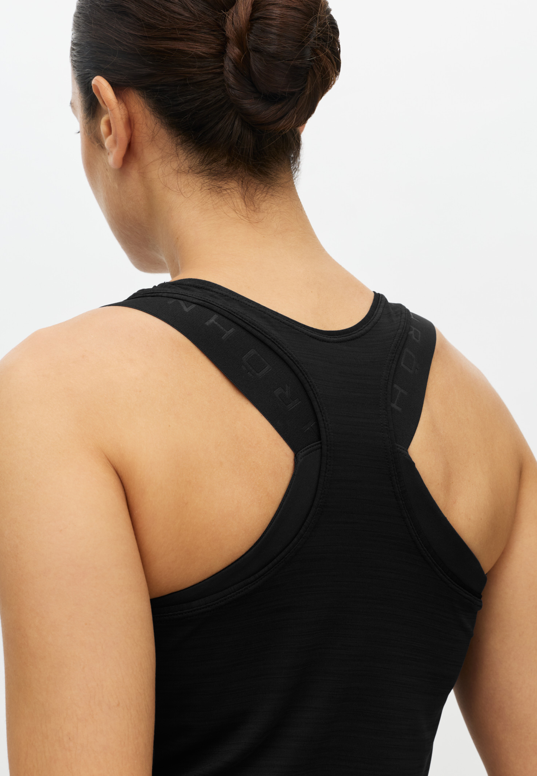 Röhnisch Women's Motion Racerback Tank Black