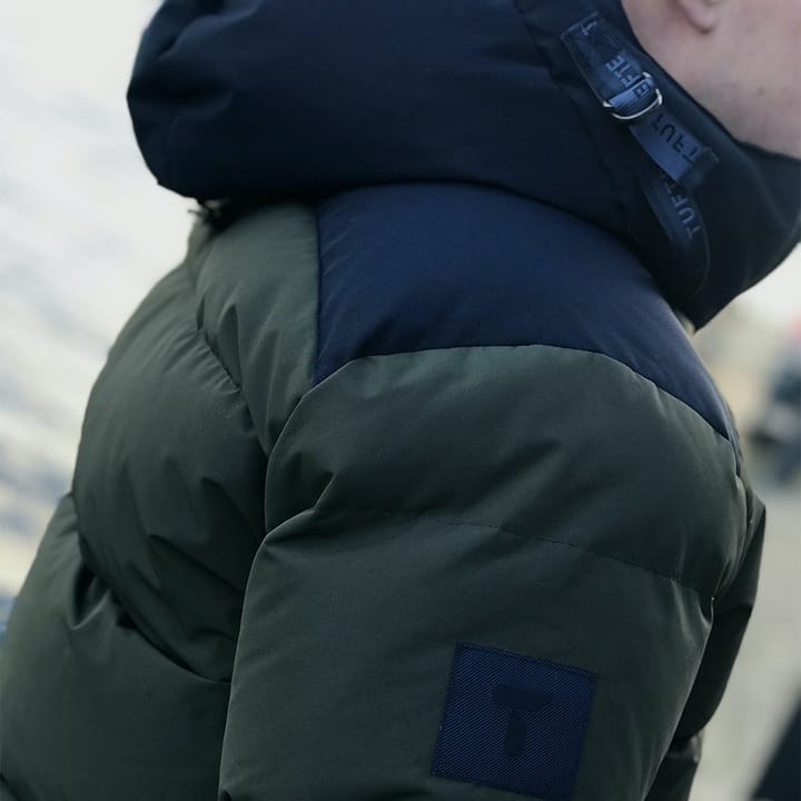 Tufte Wear Mens Hubro Down Parka Forest Night / Grenadine Tufte Wear Tufte Wear Mens Hubro Down Parka Forest Night / Grenadine Tufte Wear