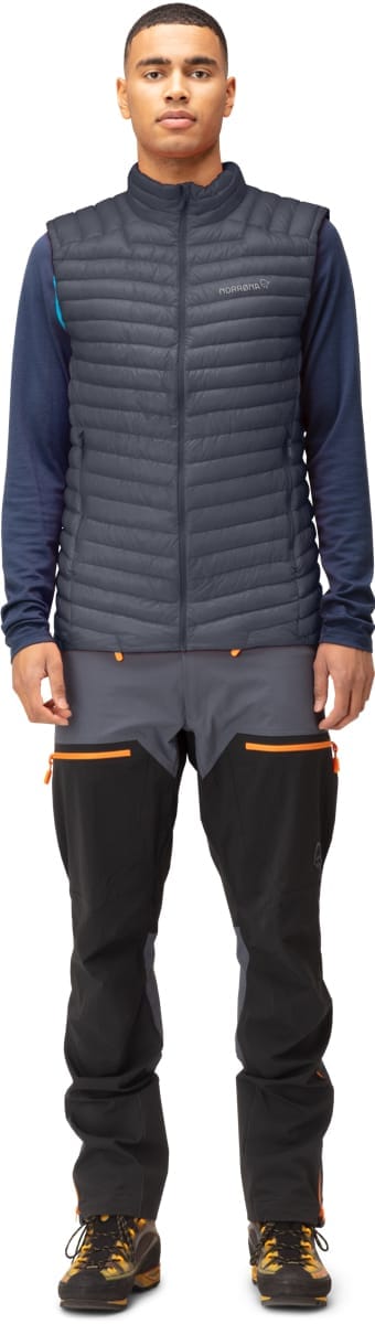 Norrøna Men's Trollveggen Superlight Down850 Vest Cool Black Norrøna Norrøna Men's Trollveggen Superlight Down850 Vest Cool Black Norrøna