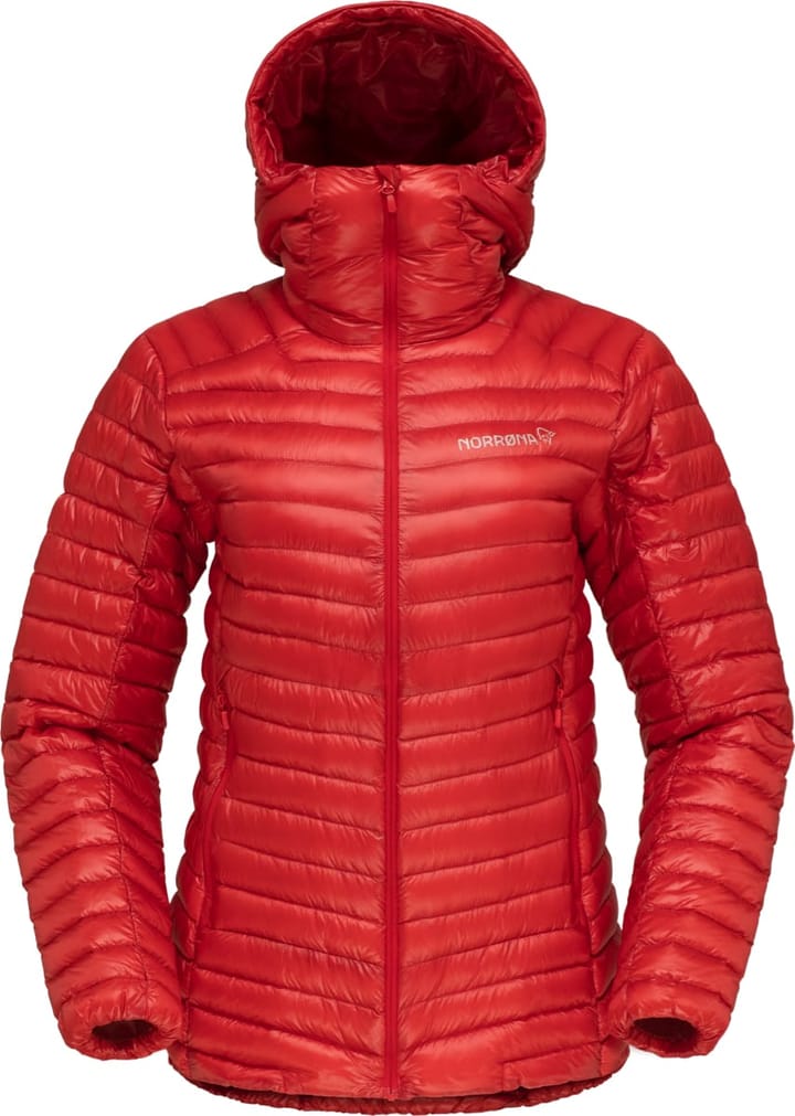 Norrøna Women's Trollveggen Superlight Down850 Hood True Red Norrøna Norrøna Women's Trollveggen Superlight Down850 Hood True Red Norrøna