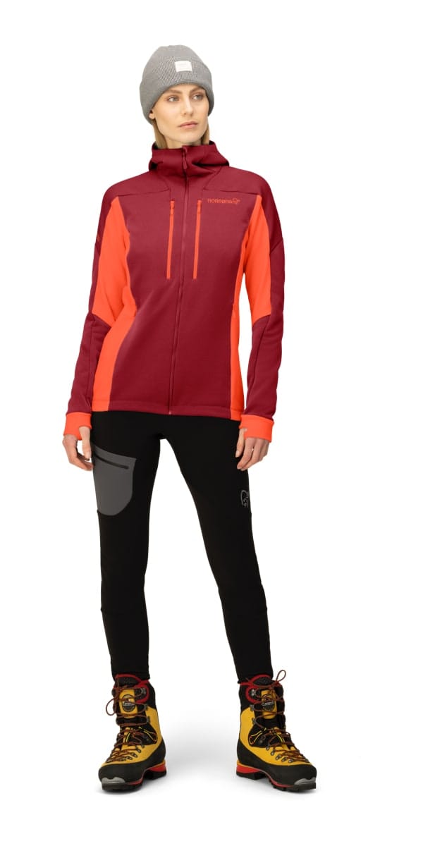 Norrøna Trollveggen Powerstretch Pro Zip Hood W'S Rhubarb Norrøna Norrøna Trollveggen Powerstretch Pro Zip Hood W'S Rhubarb Norrøna