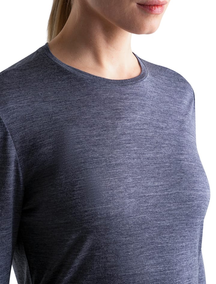 Icebreaker Women's Merino 125 Cool-Lite Sphere III Long Sleeve Tee Midnight Navy Heather Icebreaker Icebreaker Women's Merino 125 Cool-Lite Sphere III Long Sleeve Tee Midnight Navy Heather Icebreaker