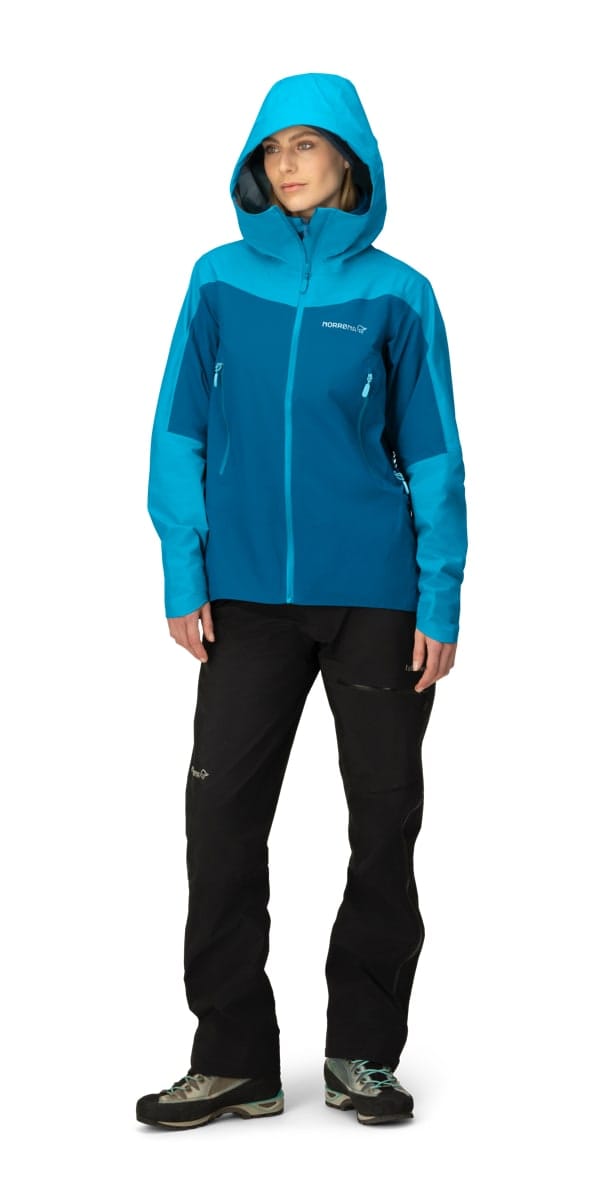 Norrøna Women's Falketind Gore-Tex Jacket Aquarius/Mykonos Blue Norrøna Norrøna Women's Falketind Gore-Tex Jacket Aquarius/Mykonos Blue Norrøna