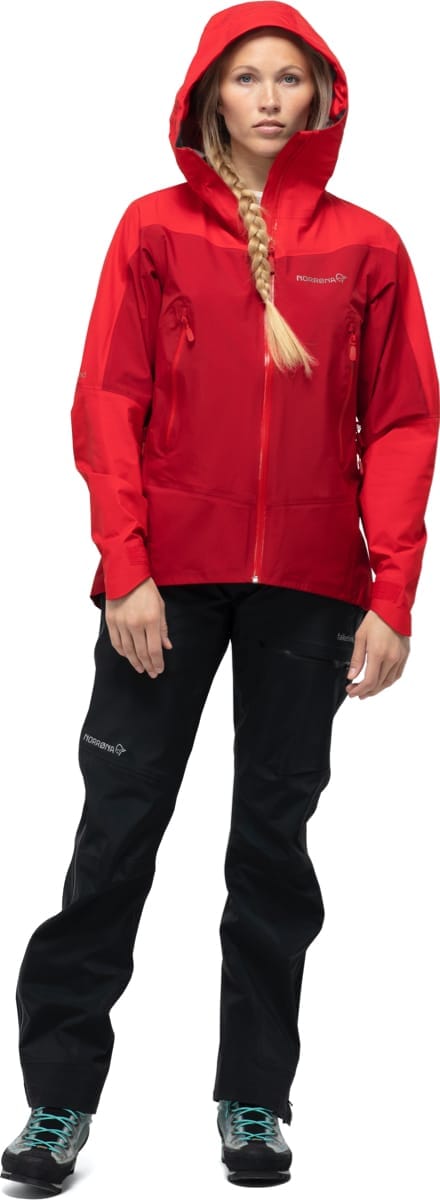 Norrøna Women's Falketind Gore-Tex Jacket Jester Red/True Norrøna Norrøna Women's Falketind Gore-Tex Jacket Jester Red/True Norrøna