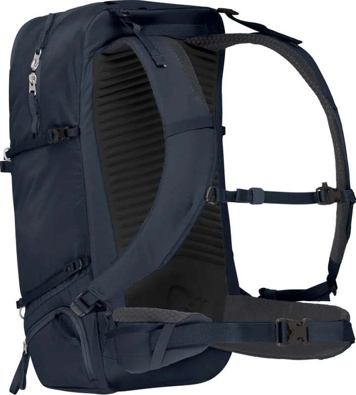 Norrøna Falketind Econyl70 28l Pack Indigo Night Norrøna Norrøna Falketind Econyl70 28l Pack Indigo Night Norrøna