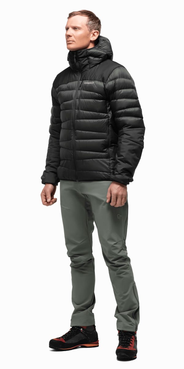 Norrøna Falketind Down750 Hood M's Caviar Norrøna Norrøna Falketind Down750 Hood M's Caviar Norrøna