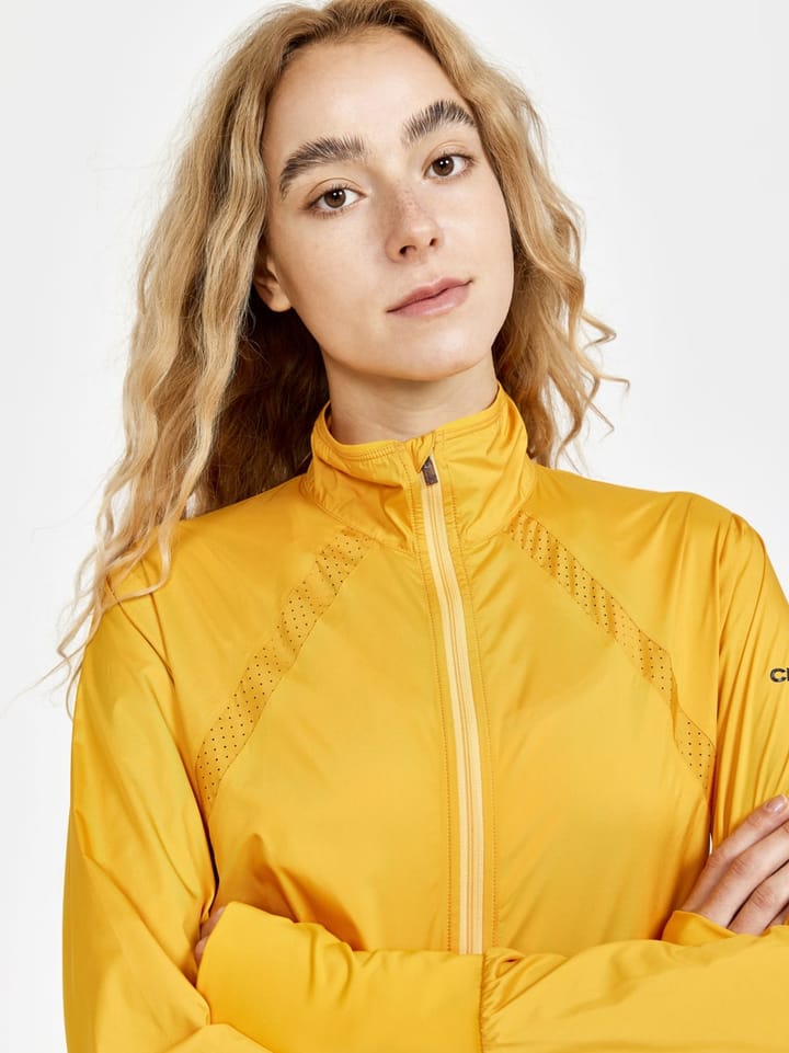 Craft Women's Adv Essence Wind Jacket Calm Craft Craft Women's Adv Essence Wind Jacket Calm Craft