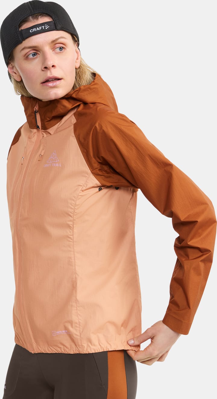 Craft Women's Pro Trail 2L Light Weight Jacket Cliff/Mud Craft