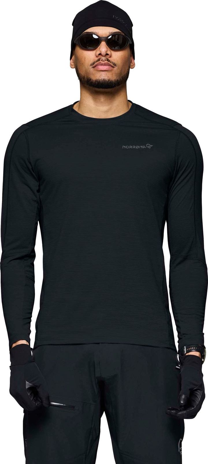 Norrøna Men's Falketind EqualiserUll Long Sleeve Caviar Black Norrøna Norrøna Men's Falketind EqualiserUll Long Sleeve Caviar Black Norrøna