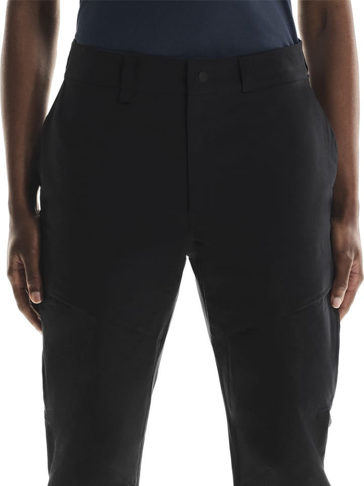 On Women's Trek Pants Black On