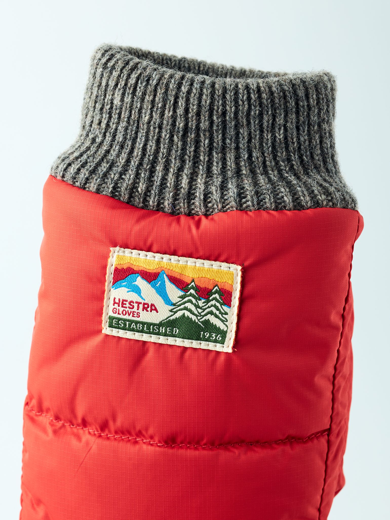 Hestra Women's Otra Light Red