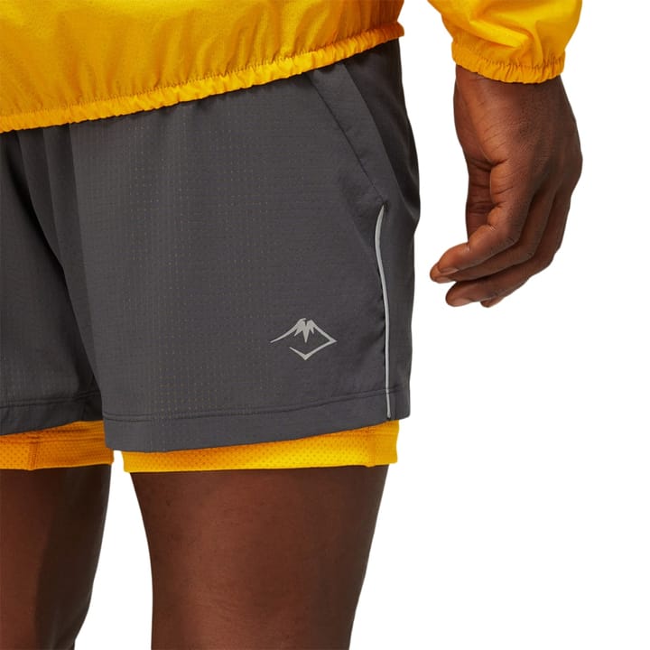 Asics Men's Fujitrail Short Graphite/Sunflower Asics Asics Men's Fujitrail Short Graphite/Sunflower Asics