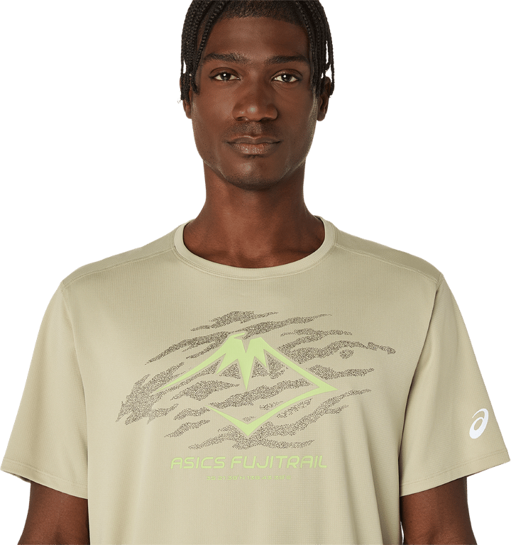 Asics Men's Fujitrail Logo Short Sleeve Top Khaki Asics Asics Men's Fujitrail Logo Short Sleeve Top Khaki Asics