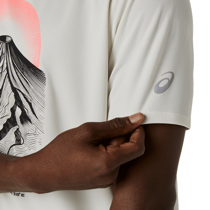 Asics Men's Fujitrail Logo Short Sleeve Top Cream Asics