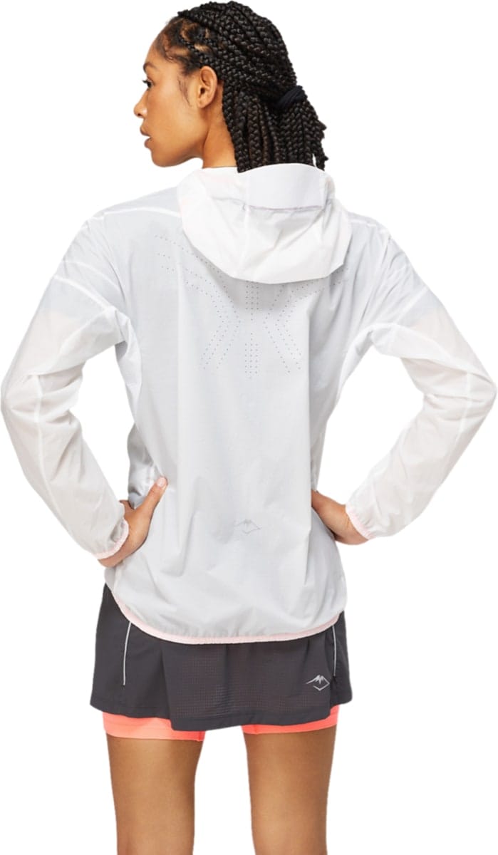 Asics Women's Fujitrail Jacket Brilliant White/Blazing Coral Asics Asics Women's Fujitrail Jacket Brilliant White/Blazing Coral Asics