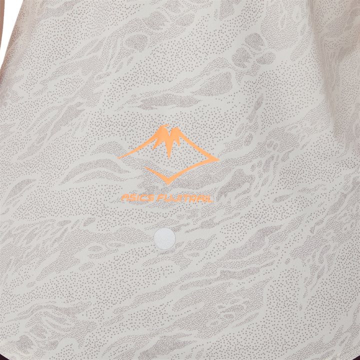 Asics Women's Fujitrail Tank Cream/Rainstorm Grey Asics Asics Women's Fujitrail Tank Cream/Rainstorm Grey Asics