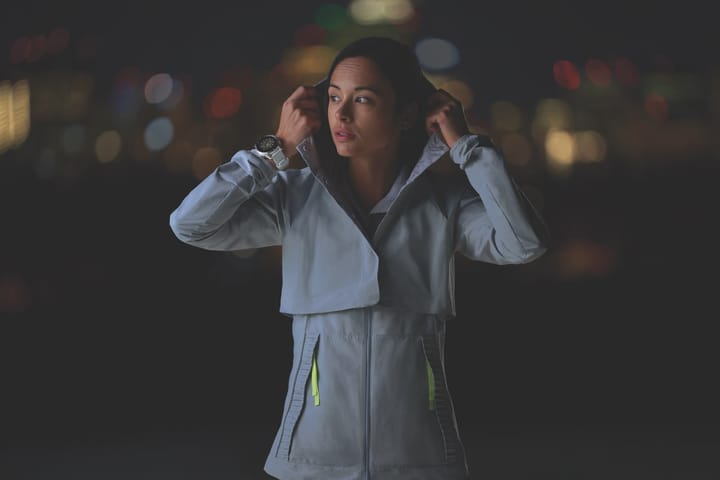 Garmin Epix 2 Sapphire, Carrera White/Silver Titanium Dlc W/White Band Garmin Garmin Epix 2 Sapphire, Carrera White/Silver Titanium Dlc W/White Band Garmin