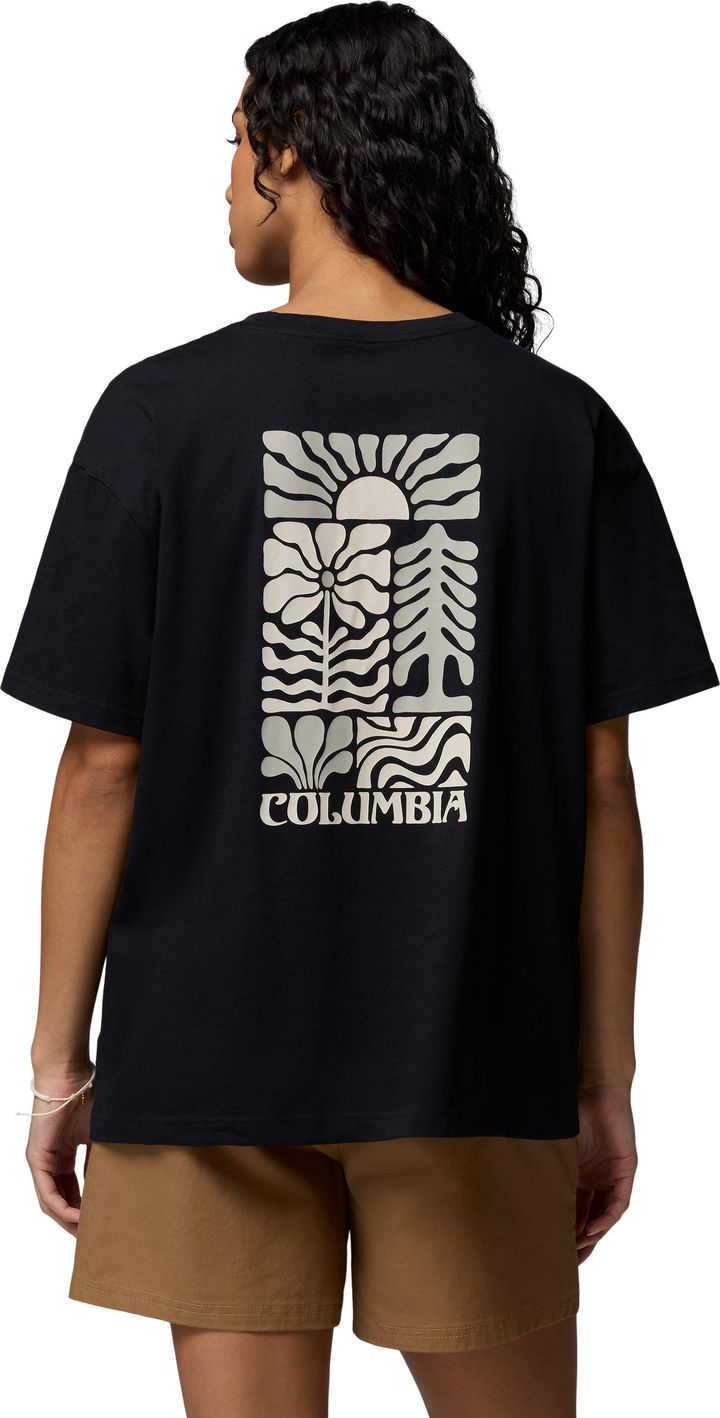 Columbia Women's Rolling Bend Graphic Oversized T-Shirt Black, Floral Groove Columbia