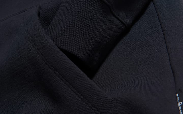 Sail Racing Men's Bowman Logo Hood Carbon Sail Racing