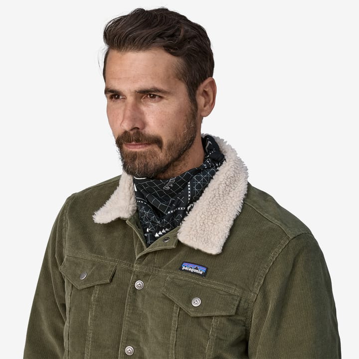 Patagonia Bandana Skunk Parade: Endless Blue Patagonia Patagonia Bandana Skunk Parade: Endless Blue Patagonia