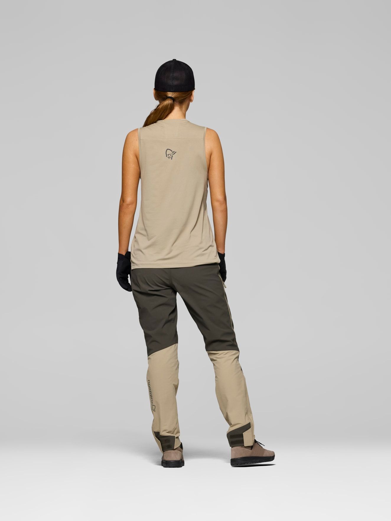 Norrøna Women's Fjørå Equaliser Sleeveless Winter Twig